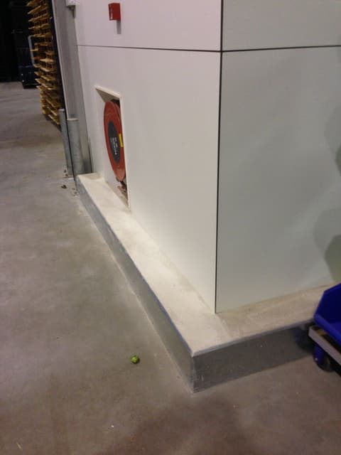 Fase 9 van de montage van de koelcel in Maasdijk
