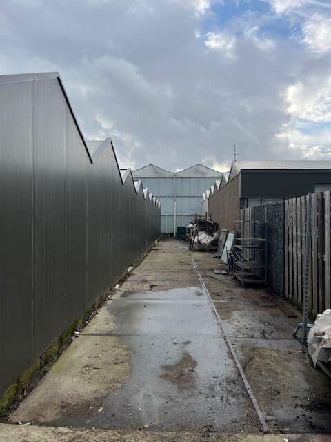 Fase 39 van de renovatie van kasschuur Indoor Moestuintjes