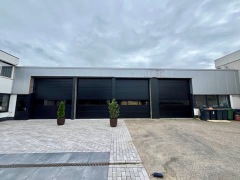 Voor de renovatie: bedrijfspand Westhoff in Maasdijk
