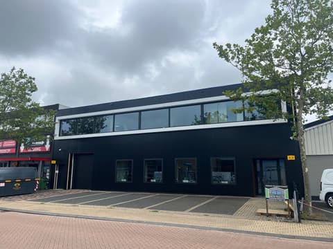 Fase 26 van de renovatie van bedrijfspand AJ Tec in Berkel en Rodenrijs
