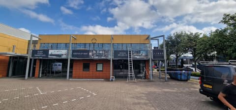 Fase 9 van de renovatie van bedrijfspand van der Linde Interieur in Bleiswijk