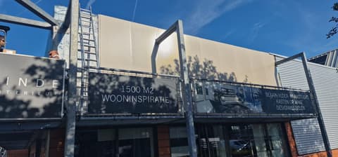 Fase 10 van de renovatie van bedrijfspand van der Linde Interieur in Bleiswijk