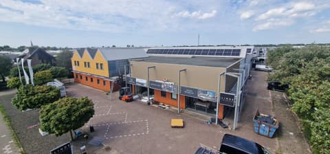 Fase 12 van de renovatie van bedrijfspand van der Linde Interieur in Bleiswijk