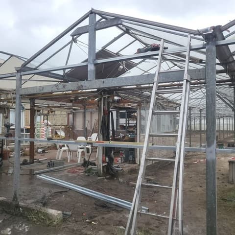 Fase 16 van de renovatie van kasschuur Indoor Moestuintjes
