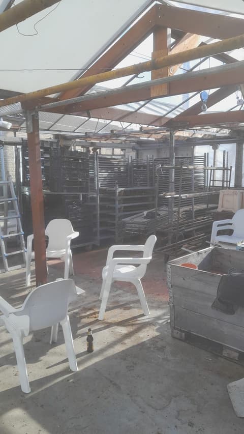 Fase 25 van de renovatie van kasschuur Indoor Moestuintjes