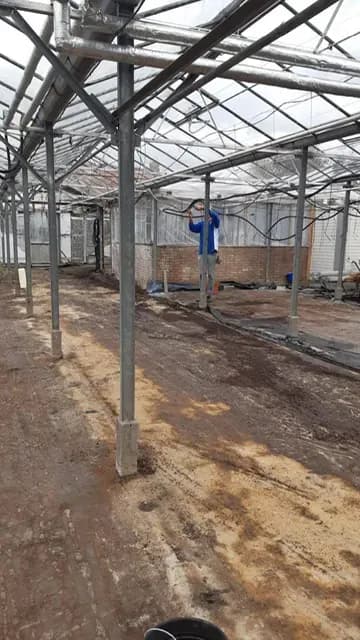 Fase 10 van de renovatie van kasschuur Indoor Moestuintjes