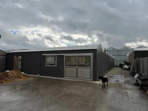 Fase 40 van de renovatie van kasschuur Indoor Moestuintjes
