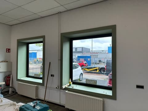 Fase 16 van de renovatie van bedrijfspand AJ Tec in Berkel en Rodenrijs