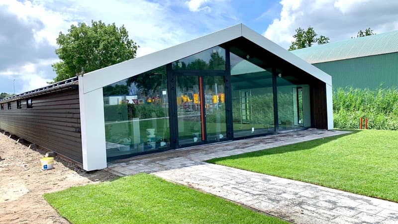 Fase 1 van de verbouwing van het bedrijfspand in Utrecht