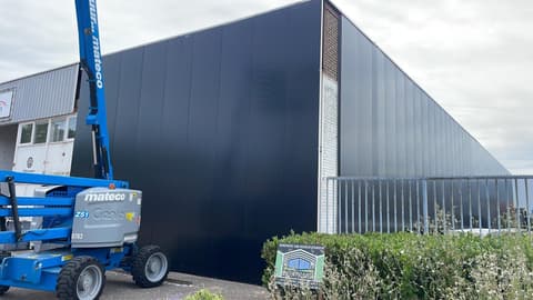Fase 8 van de renovatie van bedrijfspand FZN-Parts in Berkel en Rodenrijs