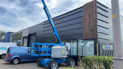 Fase 11 van de renovatie van bedrijfspand FZN-Parts in Berkel en Rodenrijs