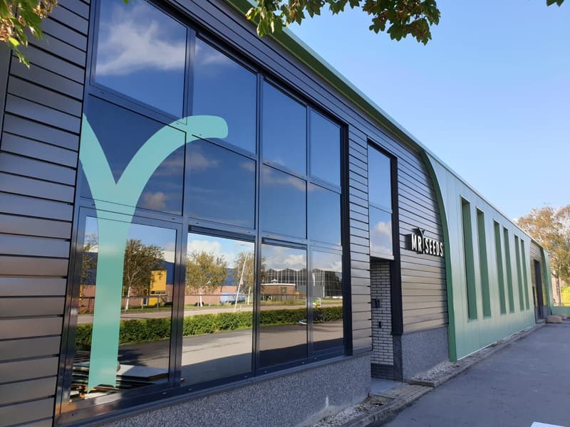 Na de renovatie: bedrijfsruimte Mr. Seeds in Bleiswijk