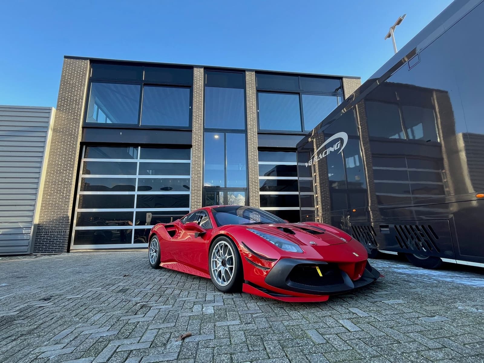 Fase 31 van de renovatie van bedrijfspand Scuderia Ferrari