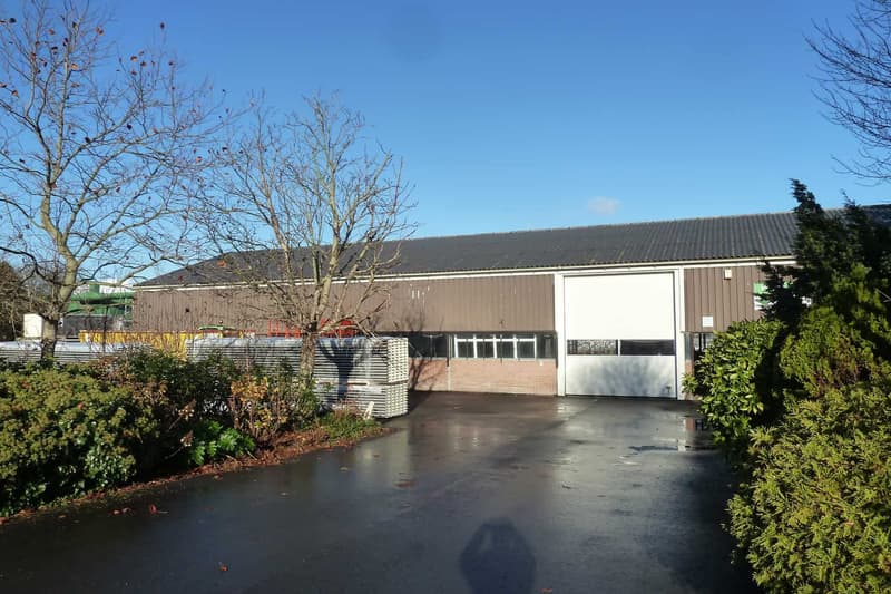 Voor de renovatie: de bedrijfsruimte in Bleiswijk