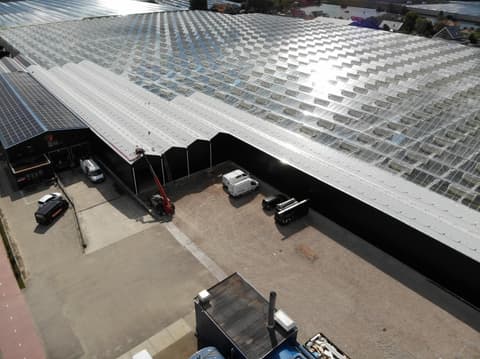 Fase 15 van de renovatie van kas EveryD Flowers in De Lier