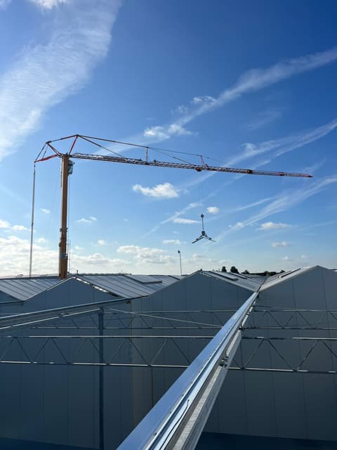 Fase 6 van de renovatie van kas EveryD Flowers in De Lier