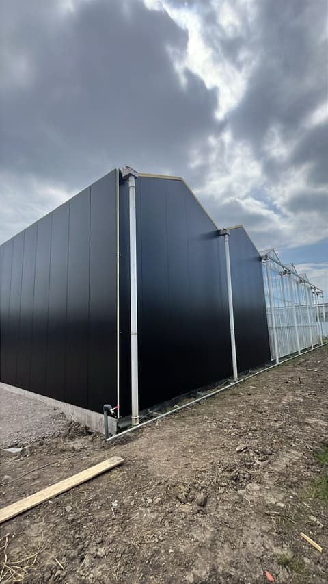 Fase 7 van de renovatie van kas EveryD Flowers in De Lier