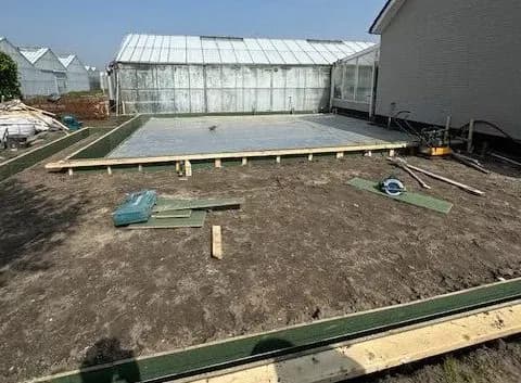 Voor de nieuwbouw: de schuur in 's-Gravenzande